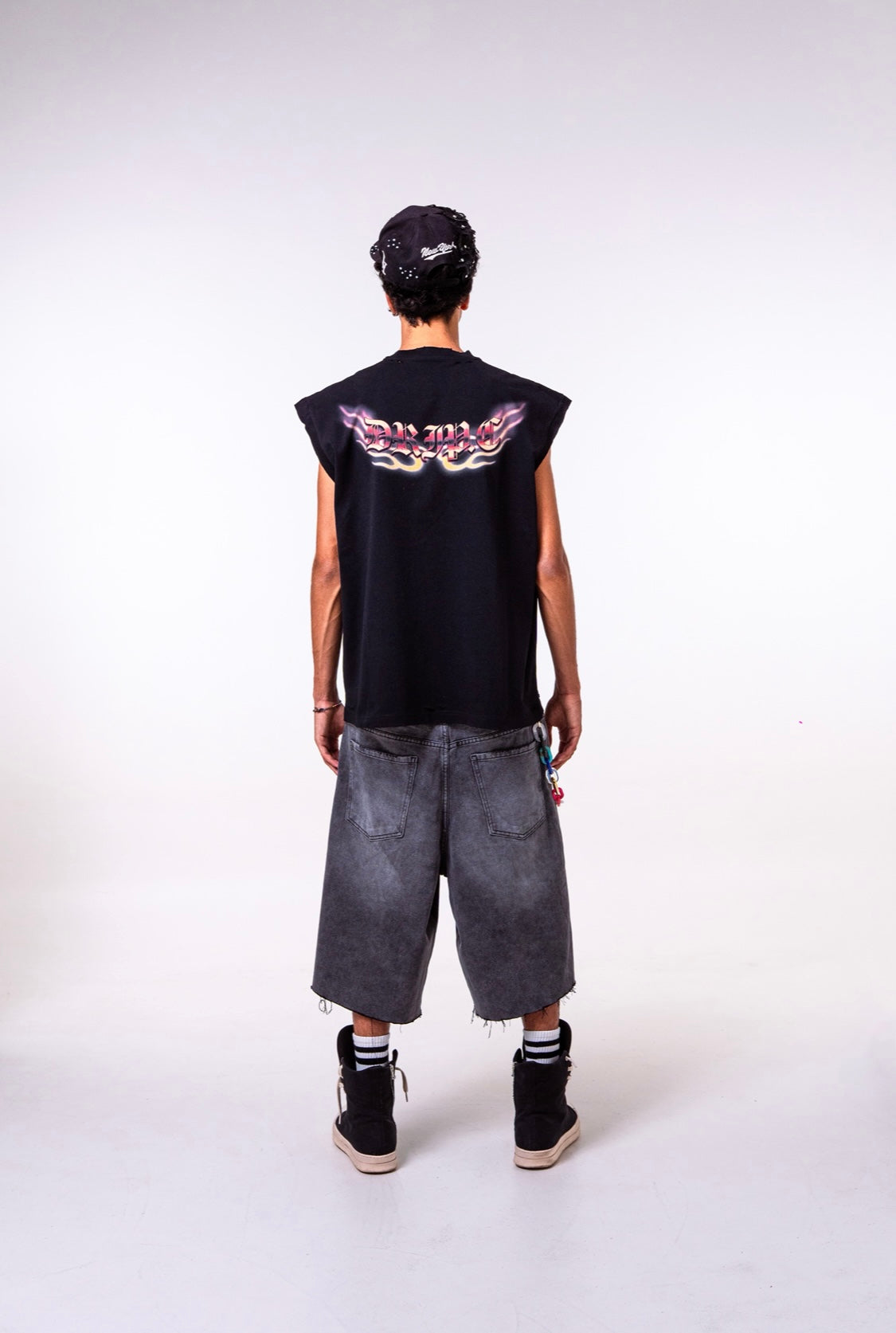 DOBERMANN SLEEVELESS RED