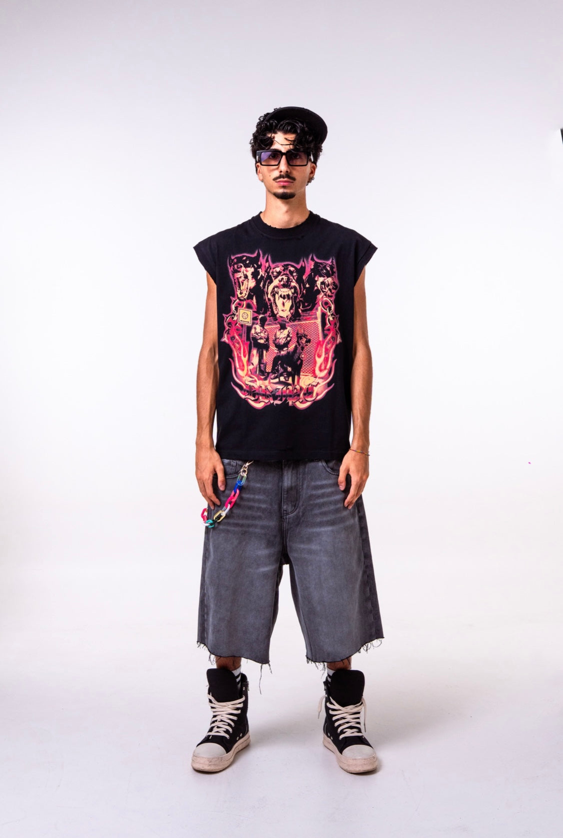 DOBERMANN SLEEVELESS RED
