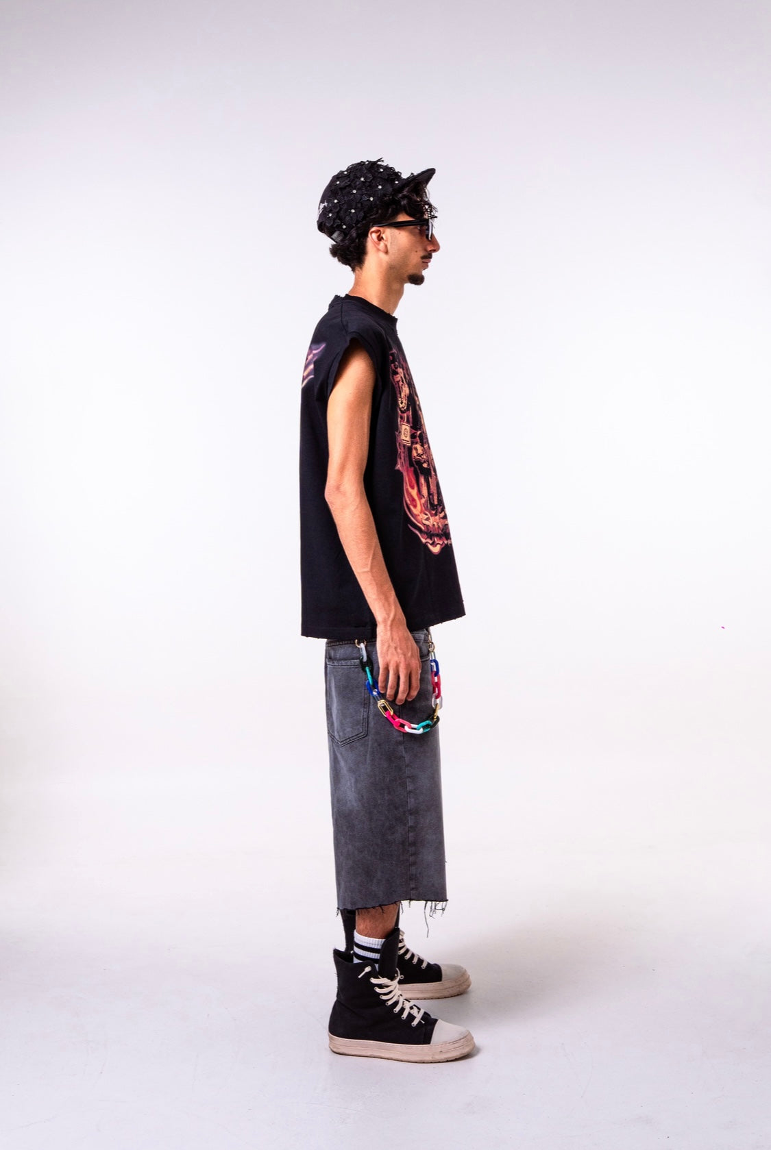 DOBERMANN SLEEVELESS RED